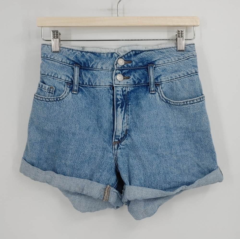 Banana Republic | high waisted shorts